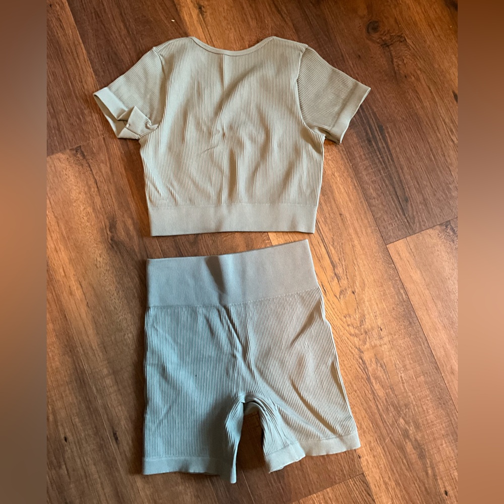 Teal Amazon workout matching set , size M, EUC